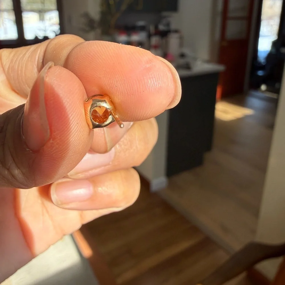 Citrine Round Stud Earrings in K18 Yellow Gold